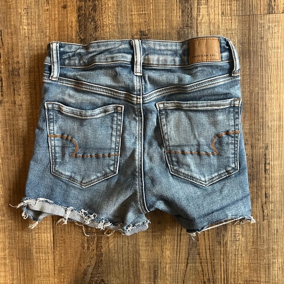 American Eagle Outfitters Blue Distressed Jean Shorts - Picture 2 of 2